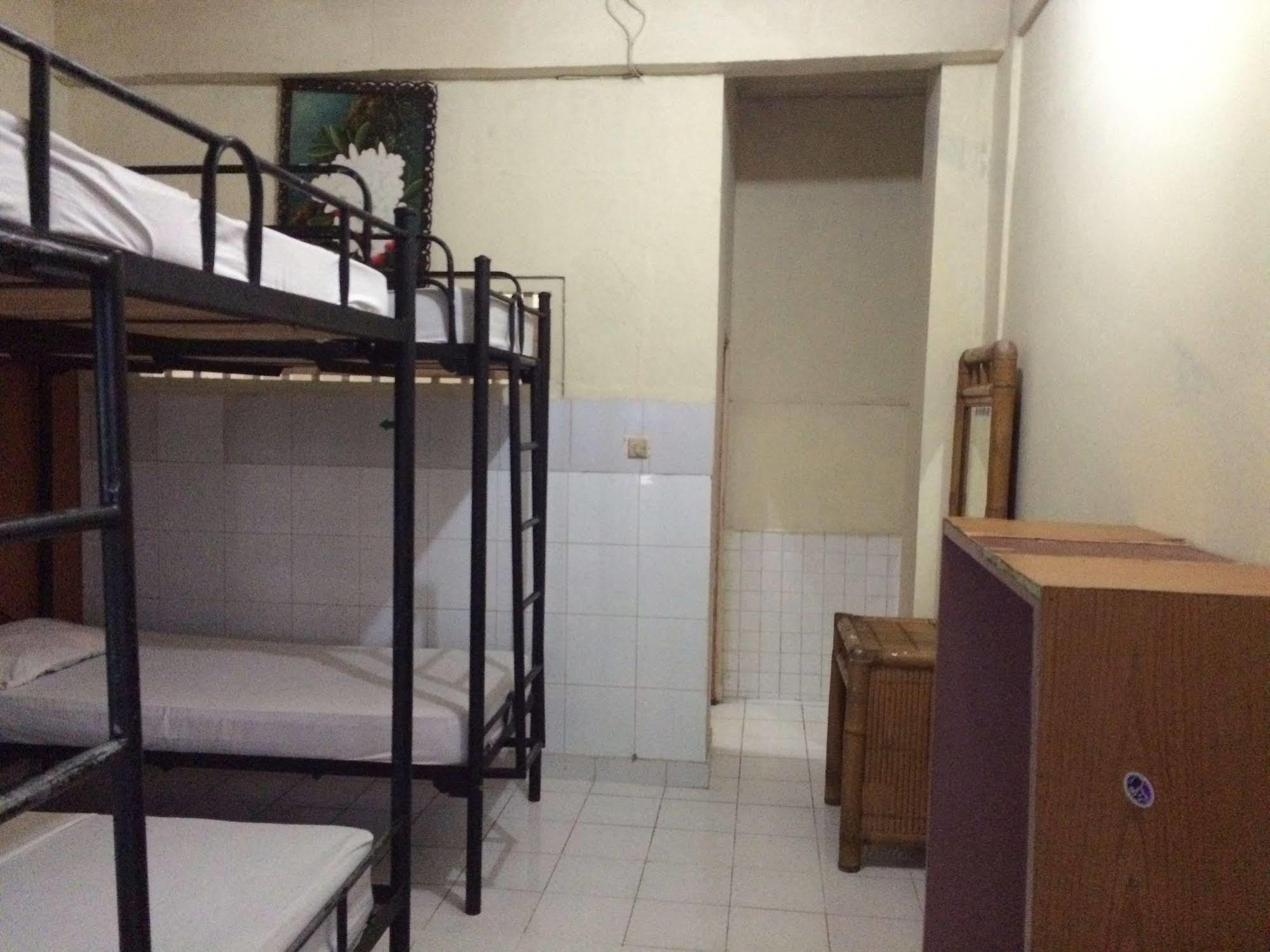 Rita Za Hotel كوتا المظهر الخارجي الصورة